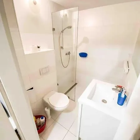 Comfortable Apartamento Cracovia